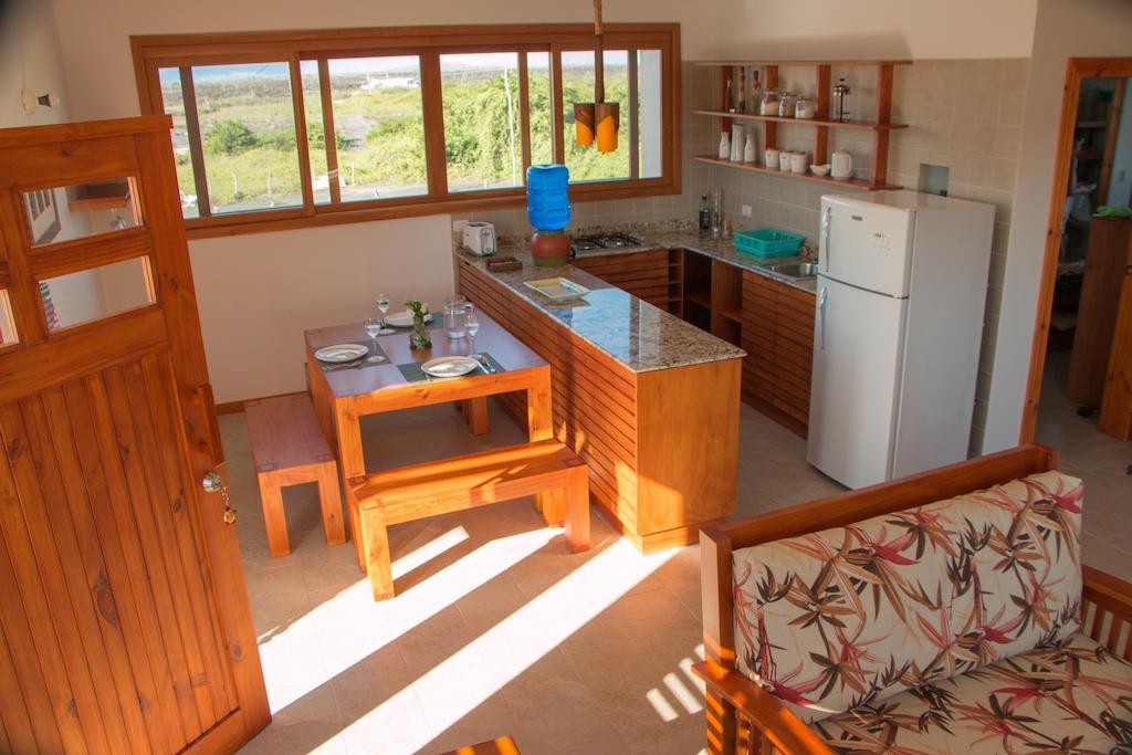 Chez Manany Galapagos Ecolodge Puerto Villamil Rum bild