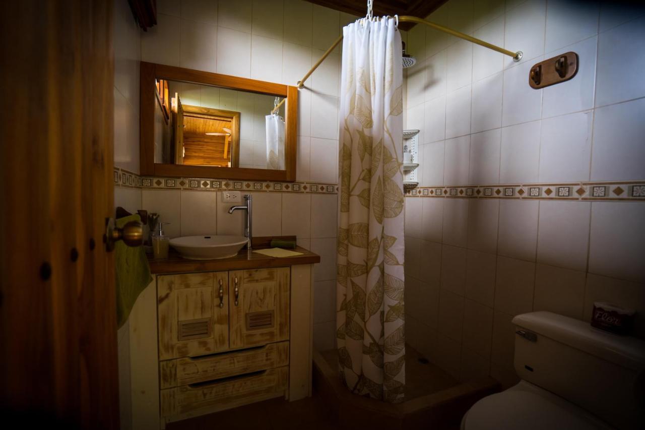 Chez Manany Galapagos Ecolodge Puerto Villamil Exteriör bild